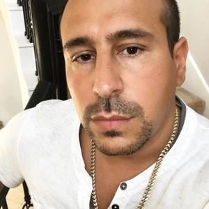 Meet your Posher, Mordy